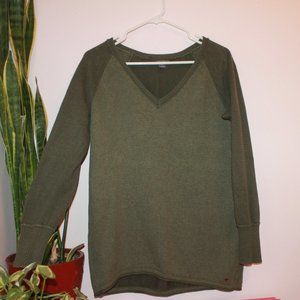CLOSET CLOSING!!Eddie Bauer Knit Pull over